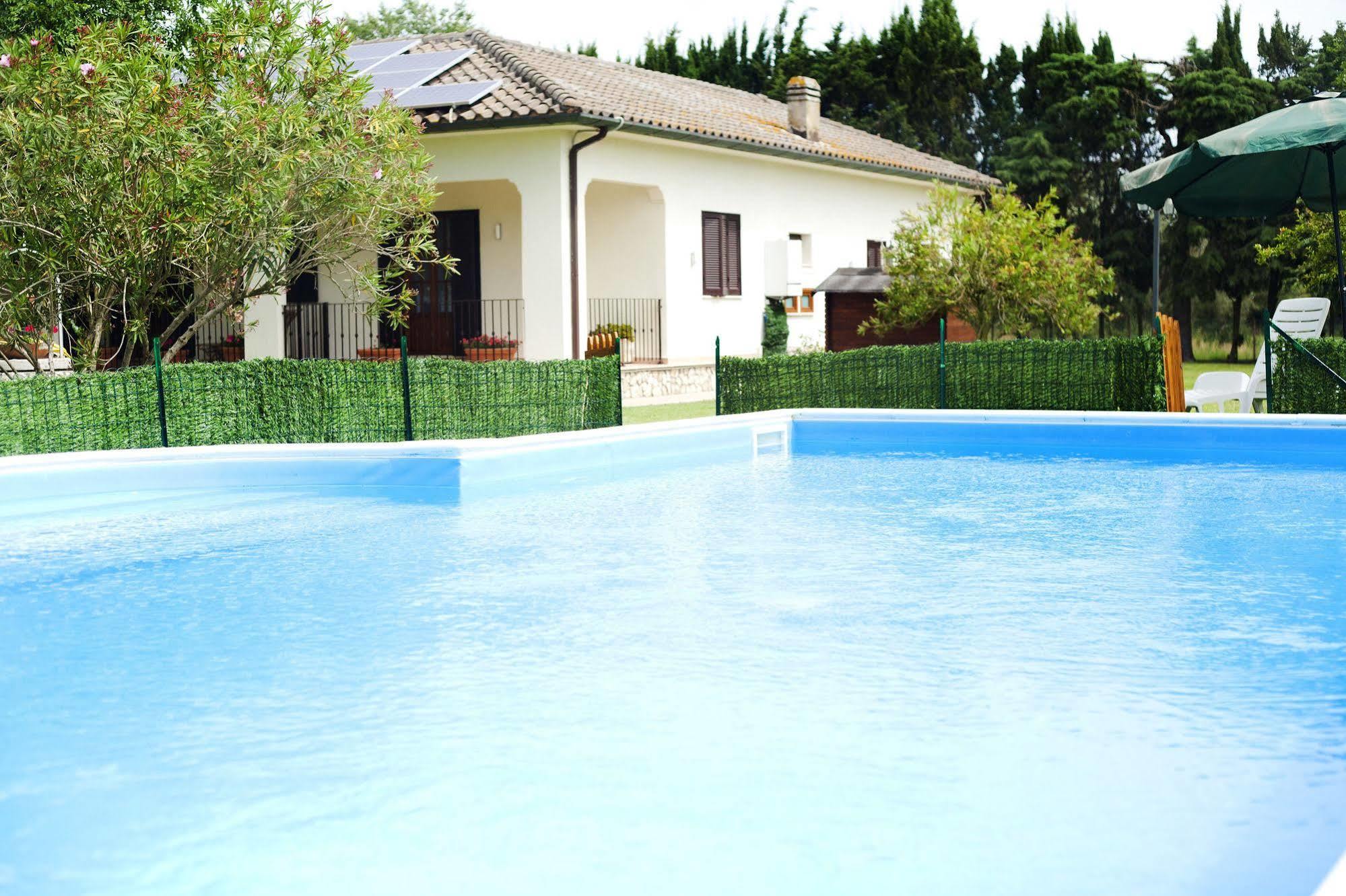 Relais La Mimosa Hotell Pontinia Exteriör bild